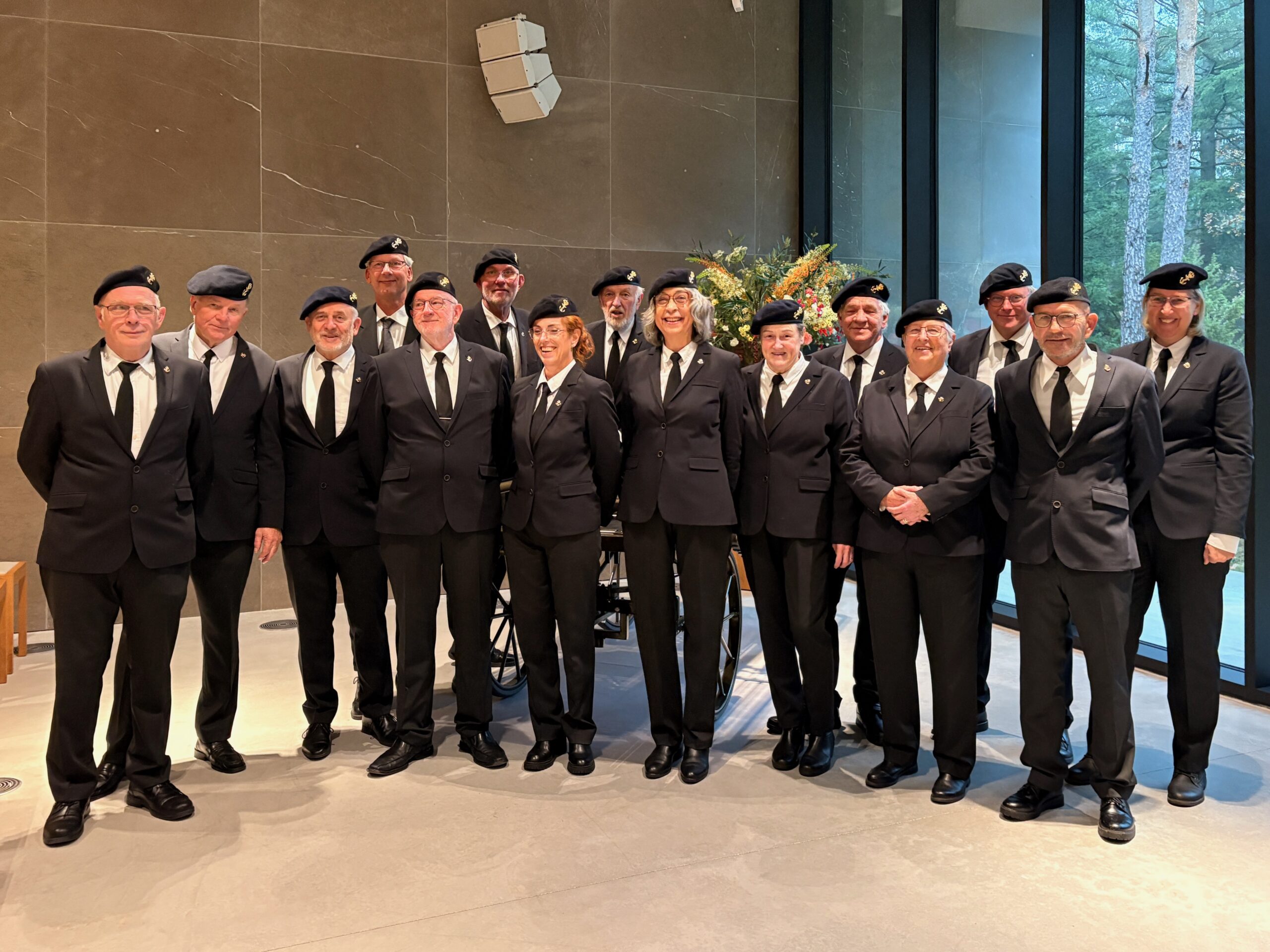 Een afvaardiging van het Ceremonieel Draagteam Marine